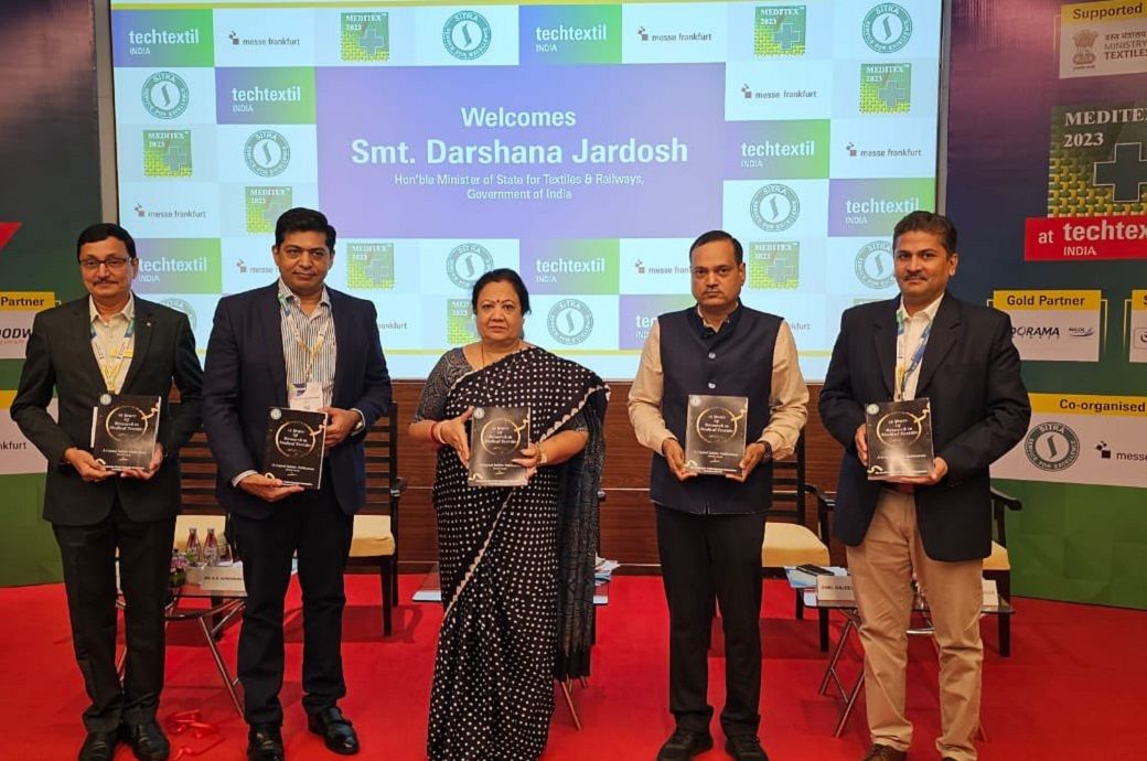 Darshana Vikram Jardosh (third from left), India